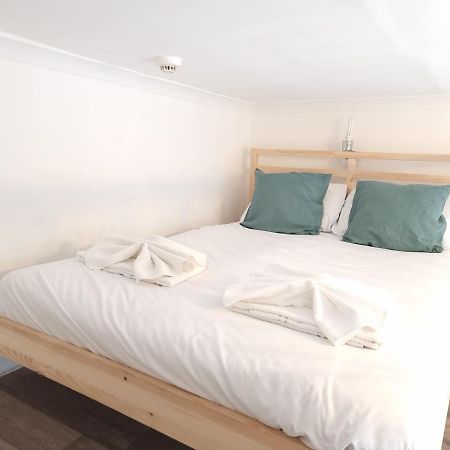 Apartamento F8-Mezzanine 1St Floor Flat Fits 3 Near Paddington Londres Exterior foto