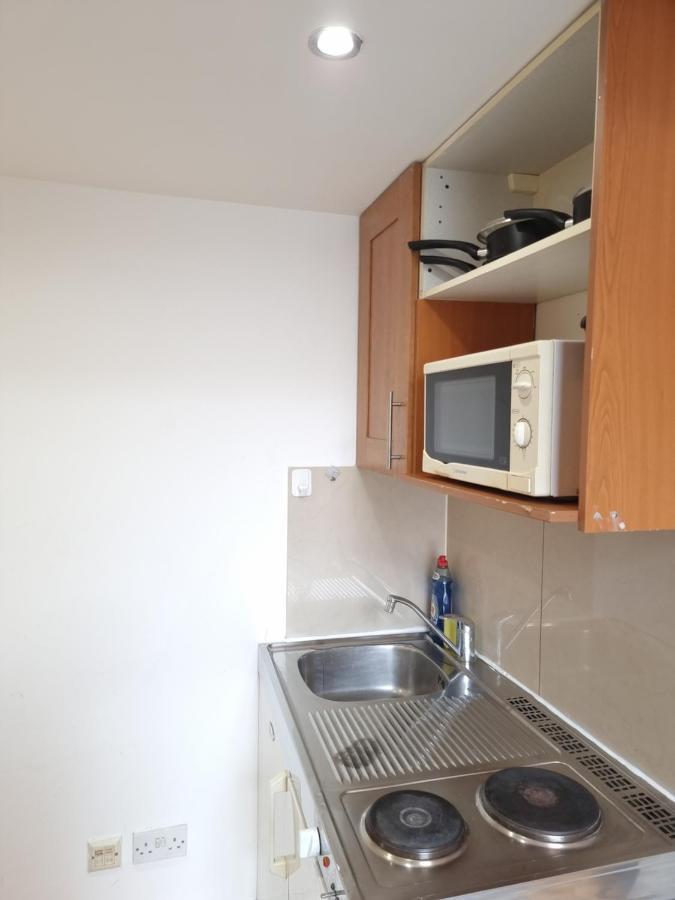 Apartamento F8-Mezzanine 1St Floor Flat Fits 3 Near Paddington Londres Exterior foto