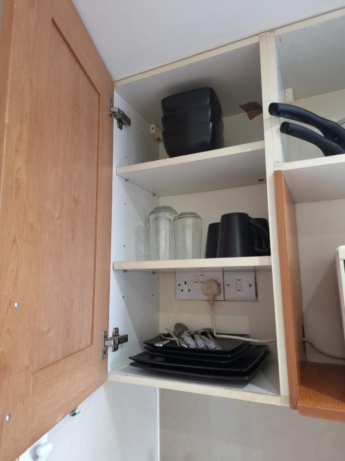Apartamento F8-Mezzanine 1St Floor Flat Fits 3 Near Paddington Londres Exterior foto